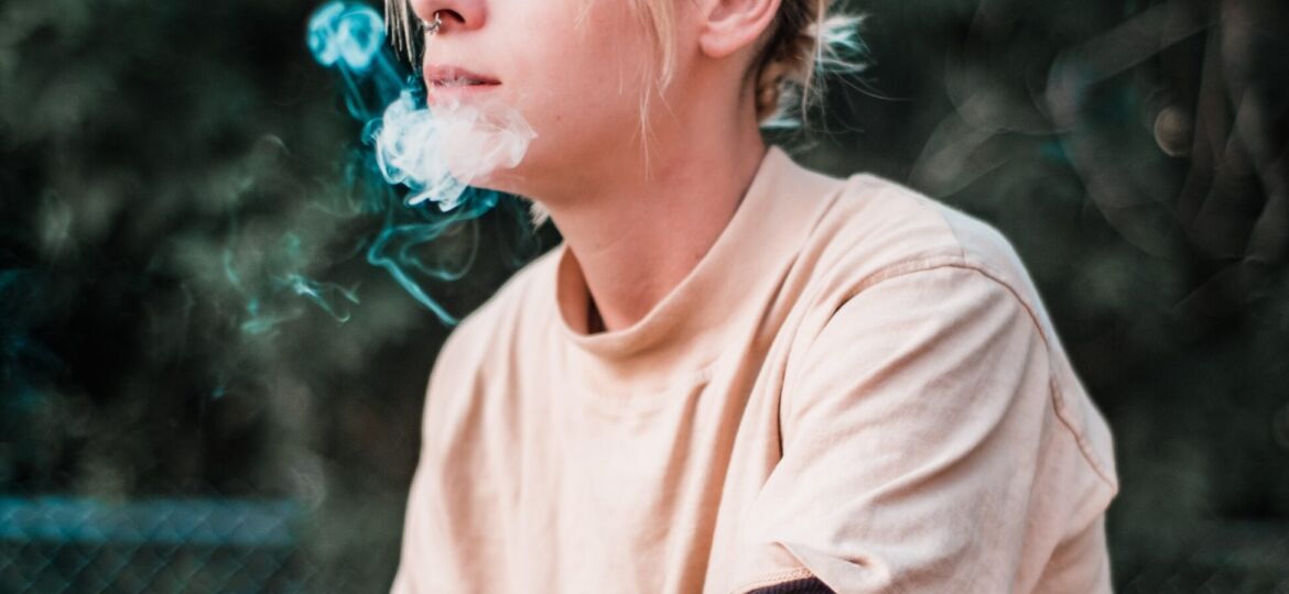 How weed affects relationships